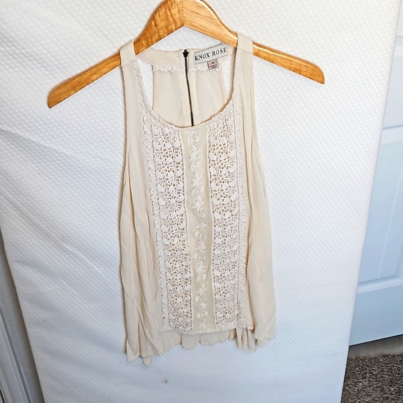 3 for $15 EUC Knox Rose Lace Crochet Racerback Top - Picture 3 of 8